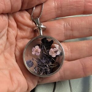 Gorgeous Unique Dried Flowers In Silver Setting 18 Inch Chain Included Necklace